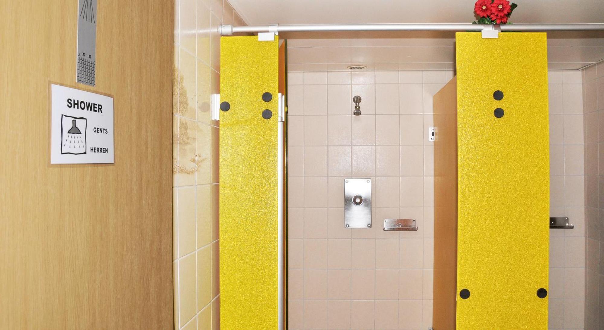 キャンピング　ユングフラウ　ホリデーパーク ラウターブルンネン 部屋 写真